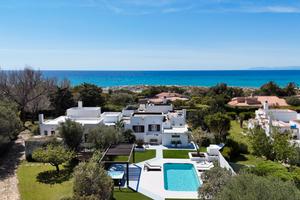 Villa di Lusso 50mt dalla Spiaggia Lit.Villasimius