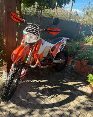 KTM 125 Exc Six Days 2012