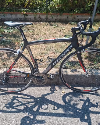 bici corsa wilier carbonio