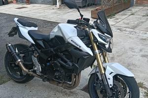 Suzuki GSR 750 Anno 2011