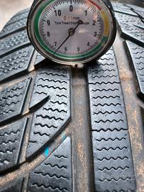 2 Gomme Toyo 215/60-16 99H SnowProx S943 MS