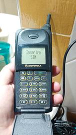 Telefono MOTOROLA 8900