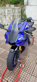 Yamaha R1 2018