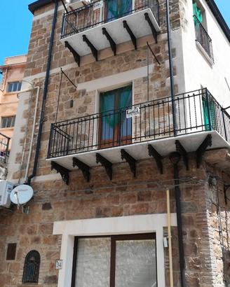Dal castello al mare