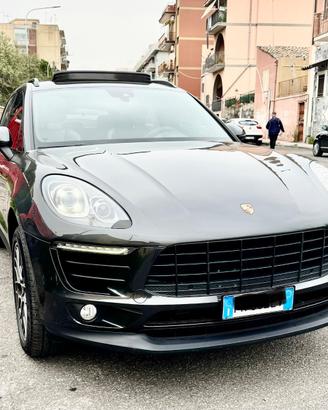 Porsche Macan S