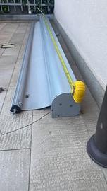 Tenda da sole a parete verticale a cassonetto