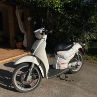 Aprilia Scarabeo 50 2T Street - 2011