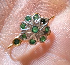 Orecchini stile vittoriano oro,argento e smeraldo