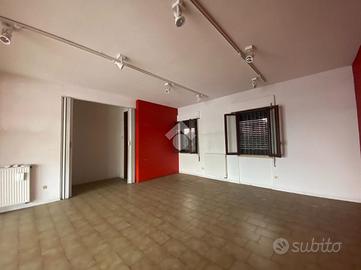 NEGOZIO A BASSANO DEL GRAPPA