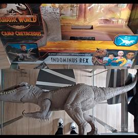 dinosauro indominus rex super Colossale jurassic 