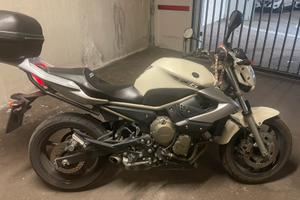 Yamaha XJ 600