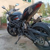 Moto Benelli 753S