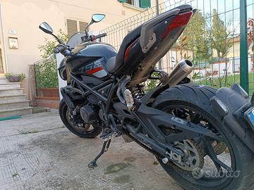 Moto Benelli 753S