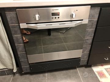 FORNO INDESIT AD INCASSO