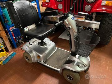 Scooter elettrico per disabili