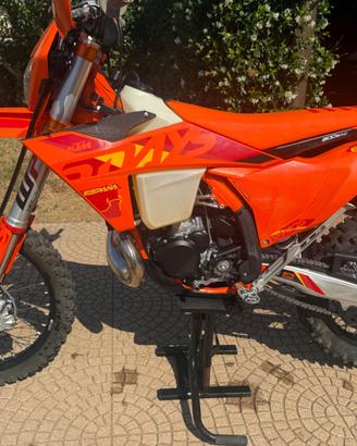 KTM 300exc six days 2025