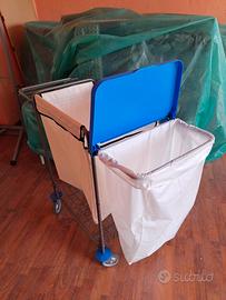 Carrello per uso pulizie ambienti