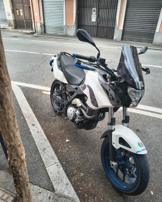 Aprilia pegaso 650 strada 