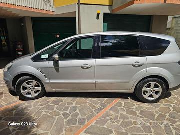 ford smax