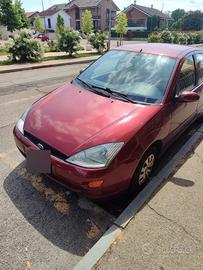 Ford Focus benzina 5 porte anno 2000