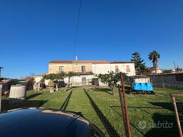 Rif. 330 rustico - paese castel voltutn