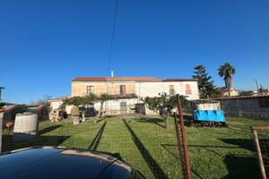 Rif. 330 rustico - paese castel voltutn