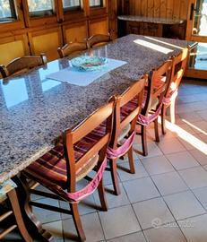 Tavolo in granito rosa