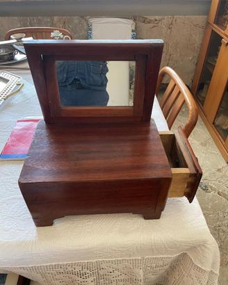 Cofanetto in legno d’epoca