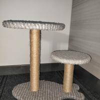 Albero tiragraffi per gatto