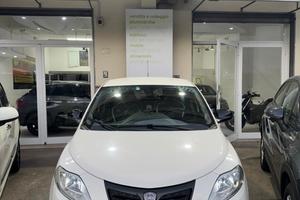 Lancia Ypsilon 0.9 TwinAir 85 CV 5 porte Metano Ec