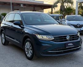 VOLKSWAGEN Tiguan 2.0 TDI 150CV SCR DSG Life