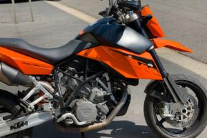 KTM 990 Supermoto Orange - anno 2009