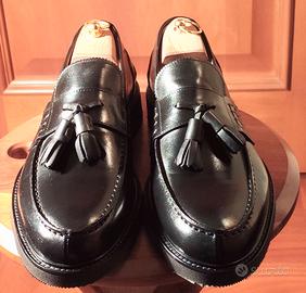 Mocassini neri con nappine  mis.43