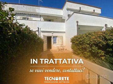 VILLA A SCHIERA A ANZIO