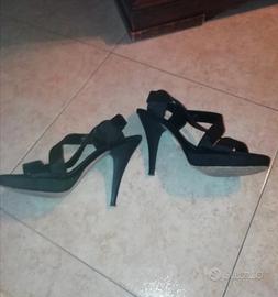 sandali con tacco