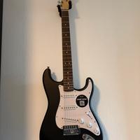 Chitarra elettrica fender squier debut series