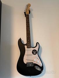 Chitarra elettrica fender squier debut series