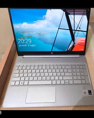 Portatile hp 15 s fq1011nl intel core i7 SSD gpu u