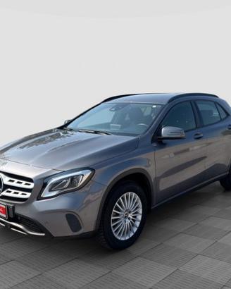 MERCEDES-BENZ CLA sse GLA GLA 200 d Automatic Bu
