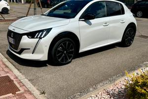 Peugeot 208 GT 1.2 101cv (come nuova)