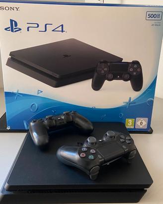 PlayStation 4 500GB + 2 Controller + 3 Giochi