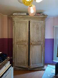 Armadio due ante stile narnia