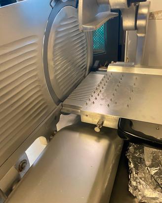 Affettatrice Professionale Kolossal Manconi