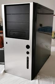 Case Midtower Antec Solo