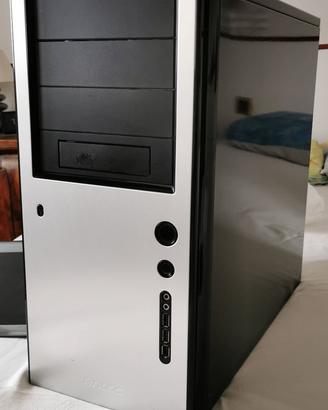 Case Midtower Antec Solo