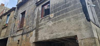 CASA SEMINDIPENDENTE A BONEA