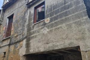 CASA SEMINDIPENDENTE A BONEA