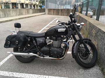 TRIUMPH BONNEVILLE T100 BLACK