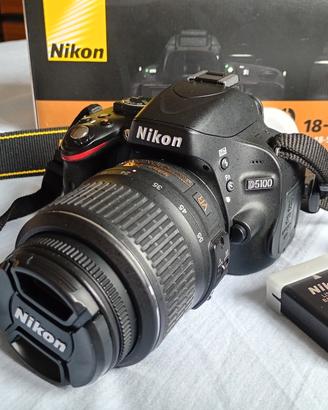 Nìkon D5100 Kit con obbiettivo