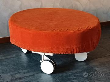 Pouf tondo con 4 ruote artigianale